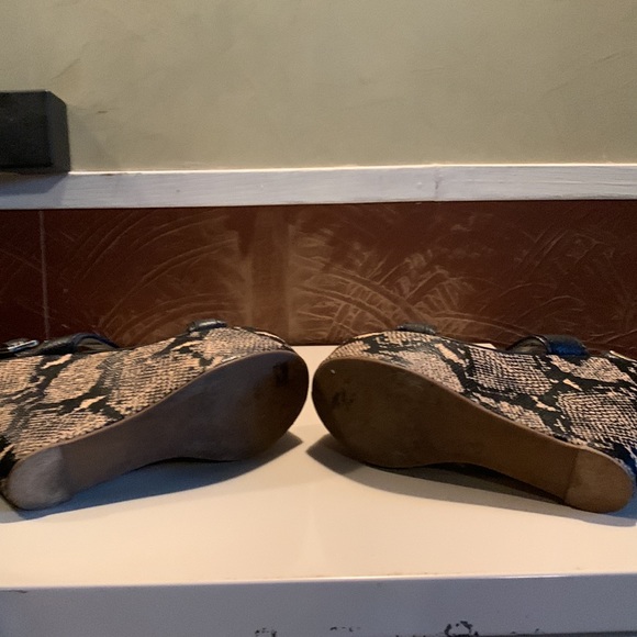 Tory Burch high heel wedge sandals - Picture 4 of 7